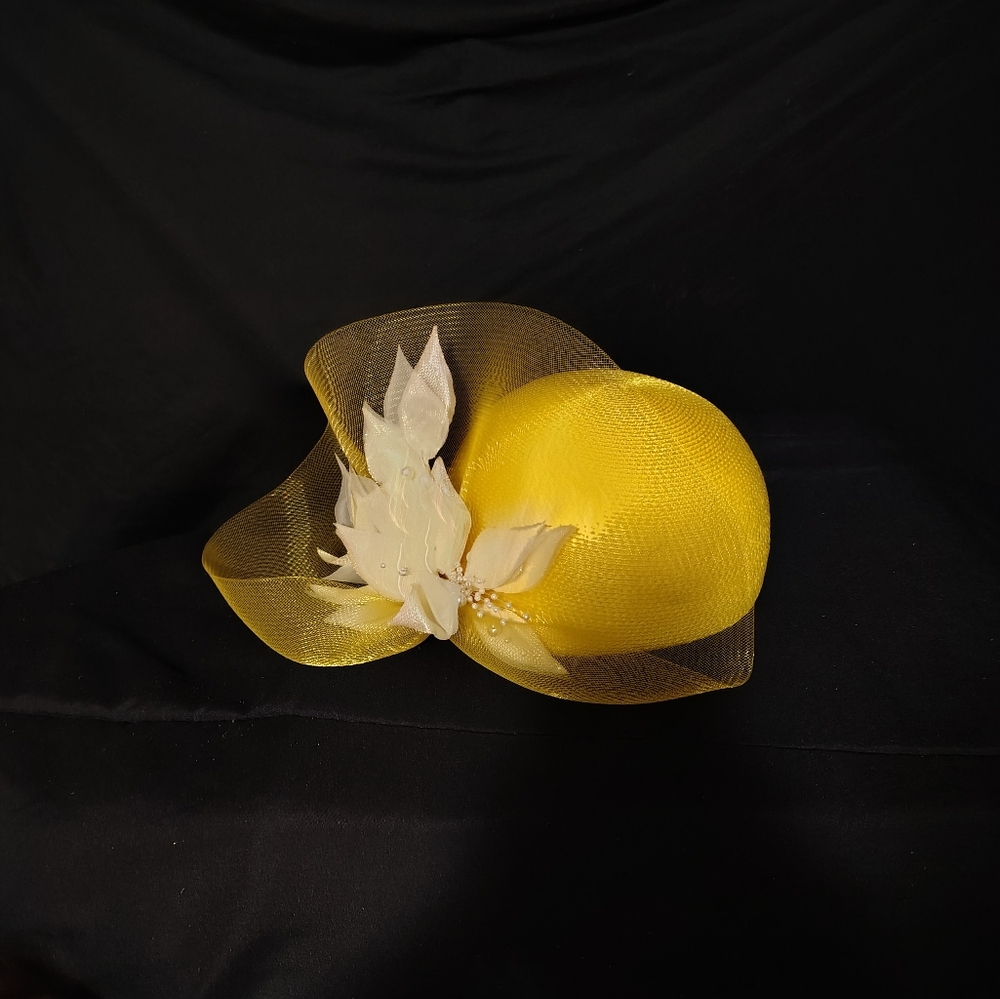 Woman's fancy hats